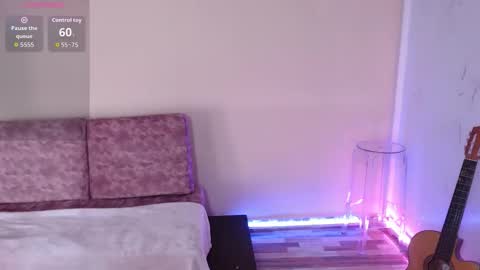 Susana hendrix    online show from 6, 2, 2026