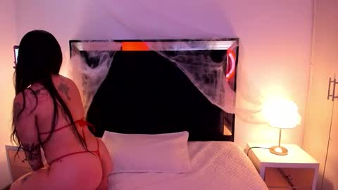 susanvilla online show from 15, 10, 2025