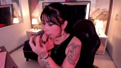 susanvilla online show from 14, 1, 2026