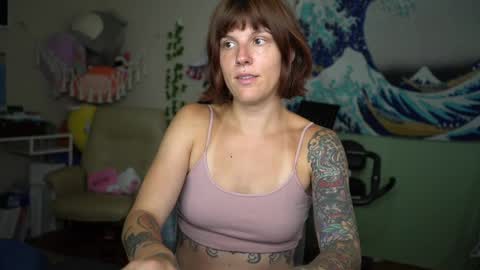 Snapshot of sushifox chatting on 28, 5, 2026 online show from 28, 5, 2026