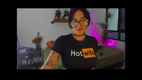 SusieGlass online show from 9, 2, 2026