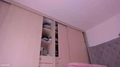 Juliana garcia online show from 10, 9, 2025