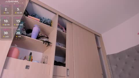 Juliana garcia online show from 9, 4, 2026