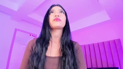 Snapshot of sussan_nicolle1 chatting on 1, 10, 2025 Sussan Nicole  online show from 1, 10, 2025