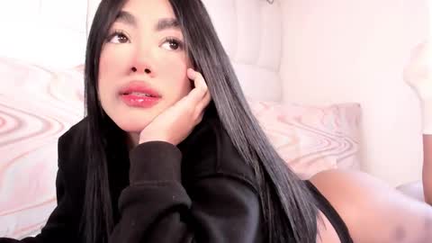 Sussie Tompsom online show from 7, 3, 2026