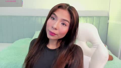 sussy_sweet4u online show from 9, 9, 2025