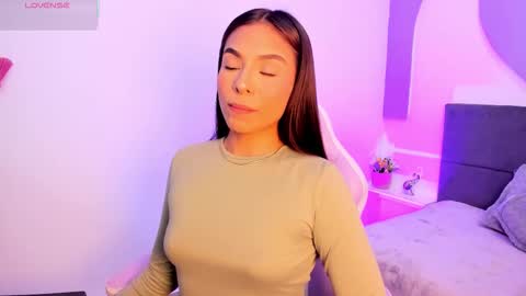 sussy_sweet4u online show from 9, 11, 2025