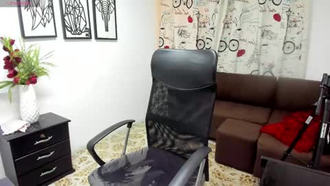 Susy online show from 11, 3, 2025