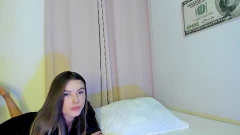 Snapshot of suzan__cooper2 chatting on 9, 8, 2026 suzan__cooper2 online show from 9, 8, 2026