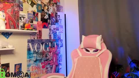 Hey Im Suzane online show from 17, 4, 2026