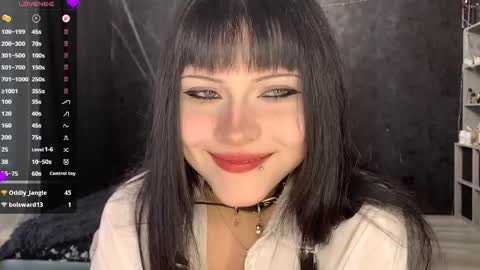 EmilySuonn online show from 15, 5, 2026