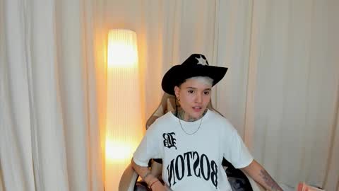suzu_wolf online show from 17, 10, 2025