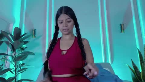 Suzy online show from 11, 4, 2026