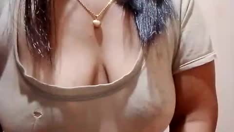 suzzie_hot online show from 5, 2, 2026