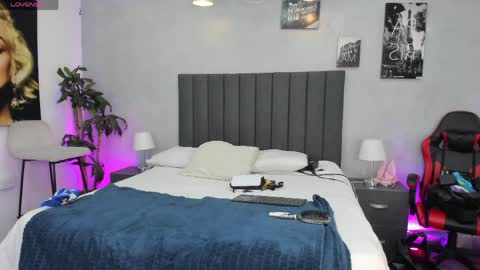 Snapshot of sven_basquiat chatting on 4, 4, 2026 Sven online show from 4, 4, 2026