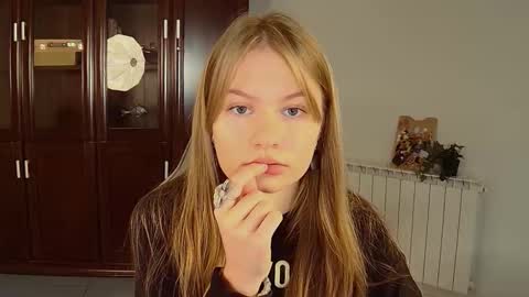 Snapshot of swag_evalution chatting on 29, 10, 2025 Eva online show from 29, 10, 2025