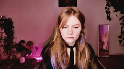 Snapshot of swag_evalution chatting on 3, 11, 2025 Eva online show from 3, 11, 2025