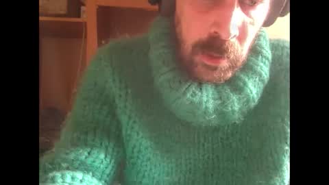 sweaterboy666 online show from 4, 2, 2025