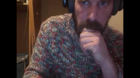 sweaterboy666 online show from 14, 2, 2025