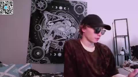 sweaties3 online show from 15, 10, 2025