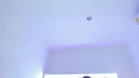 Snapshot of sweeetcruvyx chatting on 18, 6, 2026 Nikki model independent online show from 18, 6, 2026