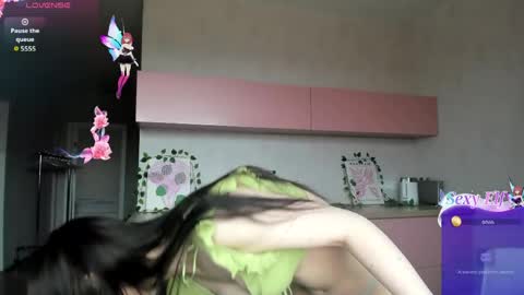 sweeety_peach online show from 23, 5, 2026