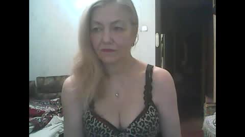 sweet4blonde67 online show from 8, 1, 2025
