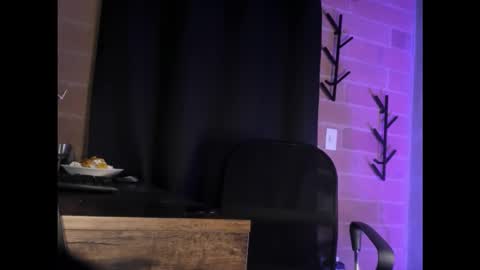 Snapshot of sweet_astra_goddess chatting on 3, 10, 2025 sweet_astra_goddess online show from 3, 10, 2025