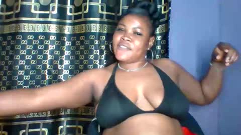 Snapshot of sweet_baby27 chatting on 14, 9, 2025 sweet baby online show from 14, 9, 2025