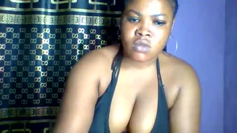Snapshot of sweet_baby27 chatting on 18, 9, 2025 sweet baby online show from 18, 9, 2025