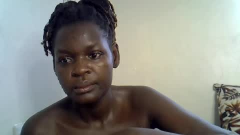 Snapshot of sweet_bela1 chatting on 31, 7, 2026 Queen online show from 31, 7, 2026