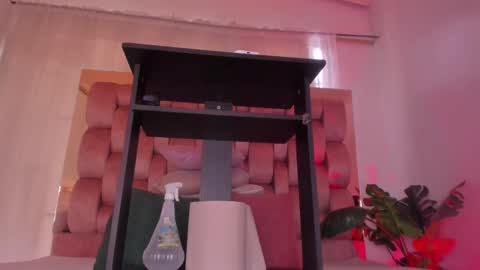 Snapshot of sweet_booty1 chatting on 29, 9, 2025 Chelsy online show from 29, 9, 2025