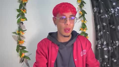 Snapshot of sweet_boy2224 chatting on 25, 11, 2025 sweet_boy2224 online show from 25, 11, 2025