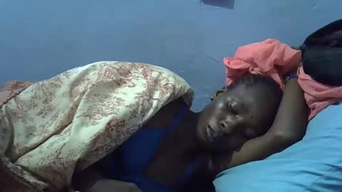 sweet_candie01 online show from 6, 4, 2026