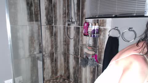 Chantelle online show from 17, 1, 2025