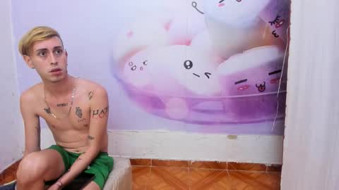 sweet_diamond__ online show from 9, 2, 2026