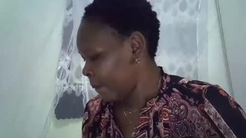 sweet_dori33 online show from 6, 4, 2026