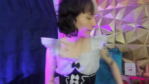 Snapshot of sweet_emmili chatting on 7, 12, 2024 emmili online show from 7, 12, 2024