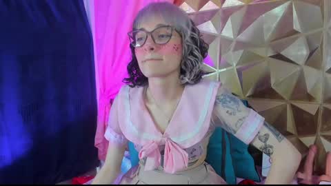 Snapshot of sweet_emmili chatting on 17, 1, 2025 emmili online show from 17, 1, 2025