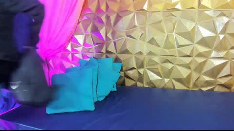 Snapshot of sweet_emmili chatting on 17, 1, 2025 emmili online show from 17, 1, 2025