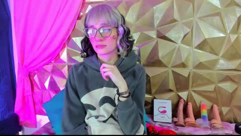 Snapshot of sweet_emmili chatting on 27, 1, 2025 emmili online show from 27, 1, 2025