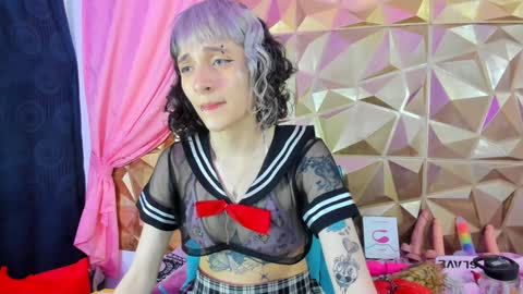 Snapshot of sweet_emmili chatting on 6, 2, 2025 emmili online show from 6, 2, 2025