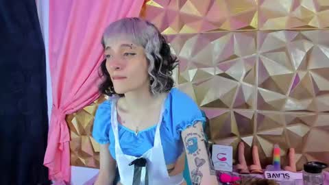 Snapshot of sweet_emmili chatting on 9, 2, 2025 emmili online show from 9, 2, 2025