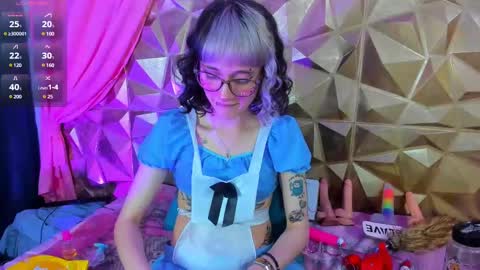 Snapshot of sweet_emmili chatting on 2, 3, 2025 emmili online show from 2, 3, 2025