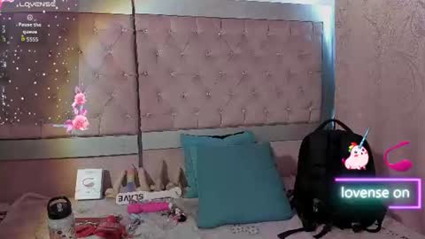 Snapshot of sweet_emmili chatting on 21, 7, 2026 emmili online show from 21, 7, 2026