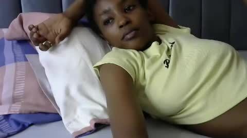 sweet_freaky online show from 11, 4, 2026