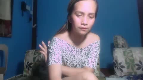girly online show from 4, 12, 2024