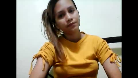 girly online show from 18, 12, 2024