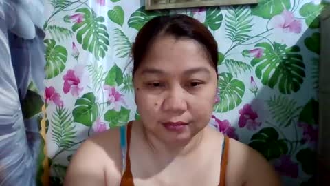 sweet_kayley online show from 8, 1, 2025