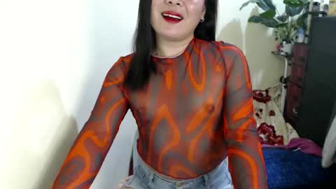 Snapshot of sweet_kendallxxxx chatting on 4, 3, 2025 Nicahhh online show from 4, 3, 2025